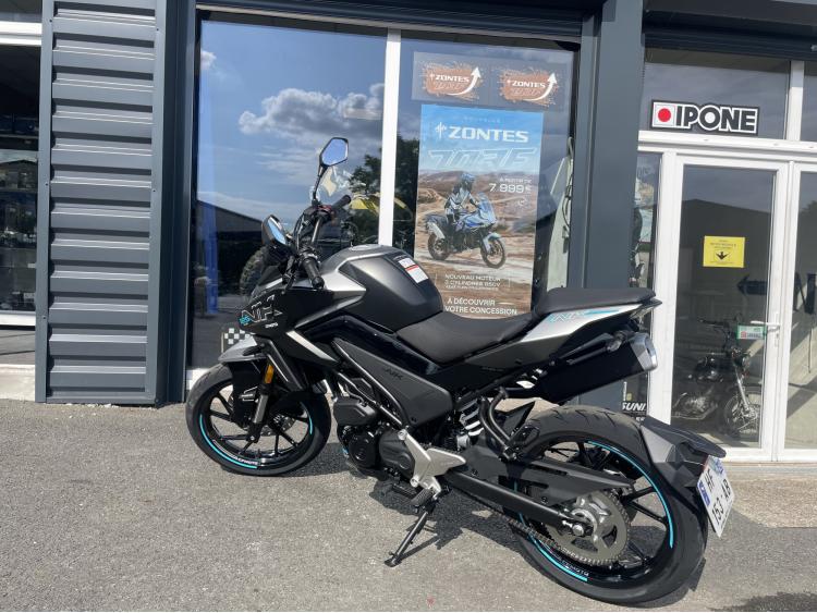 CFMOTO 125 NK NEUVE – – Garantie 2 ans pièces et main-d’œuvre
