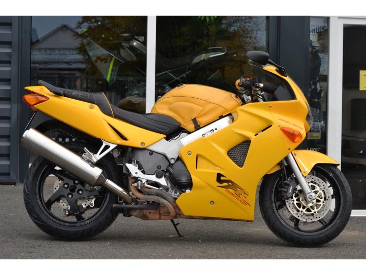HONDA VFR 800 FI  --  71.000 KMS  --  1999