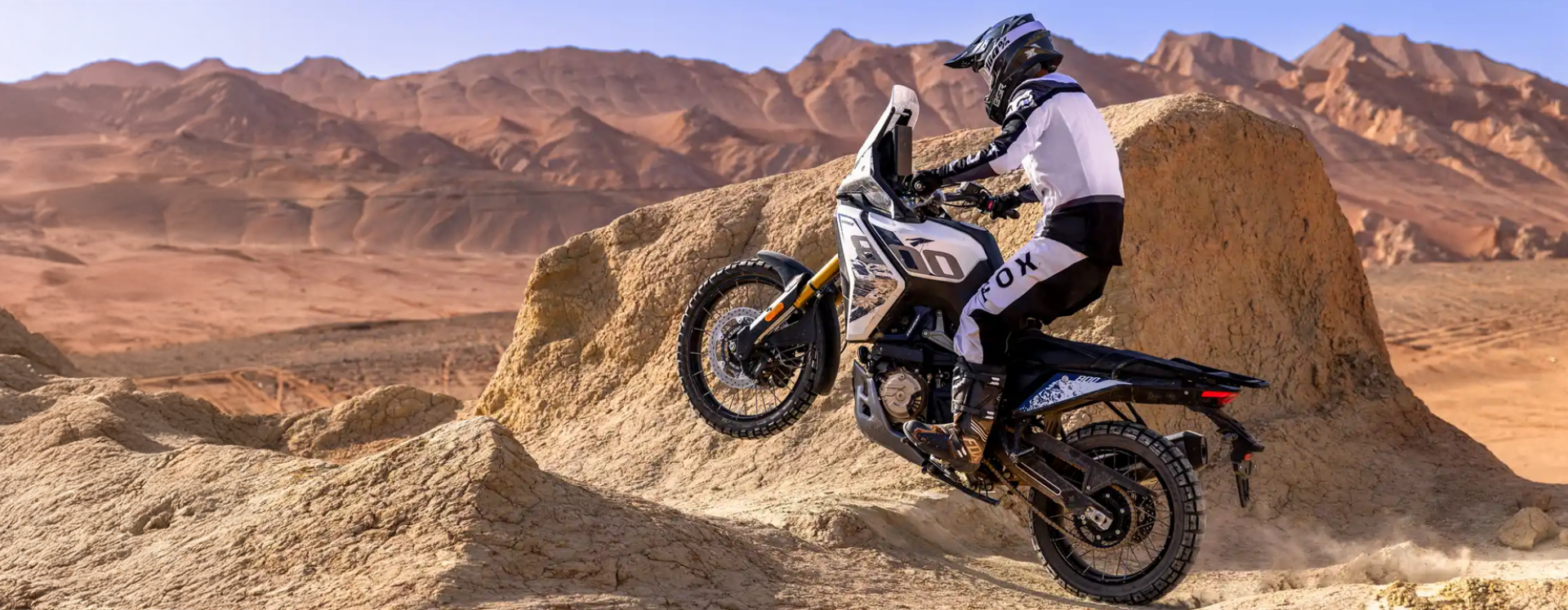 VOGE DS 800 RALLY